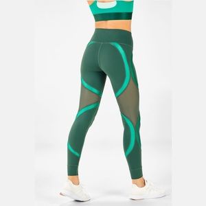 Fabletics Define powerhold mesh legging, size S